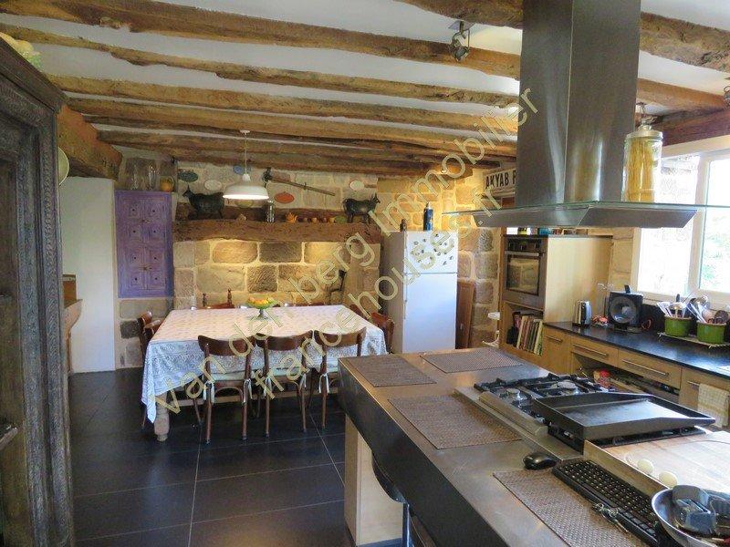 Maison - 184 m² - 6 pièces