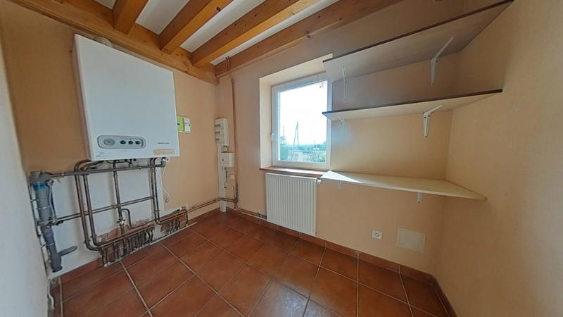 Maison traditionnelle - 94 m² - 4 pièces