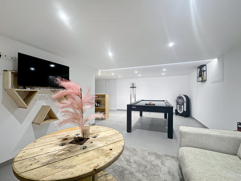 Villa - 160 m² - 6 pièces