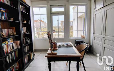 Maison de ville - 210 m² - 6 pièces