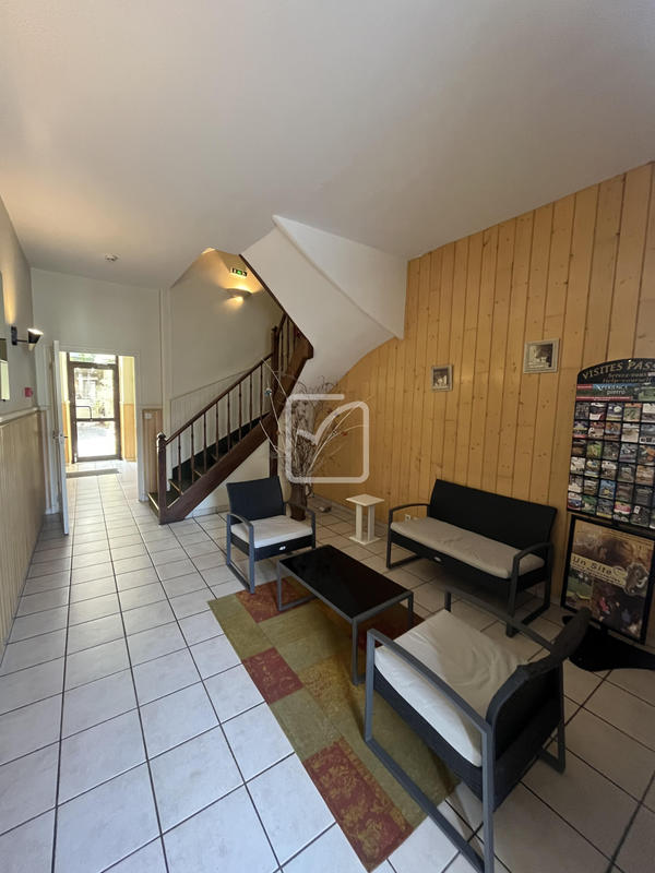 Local commercial - 799 m²