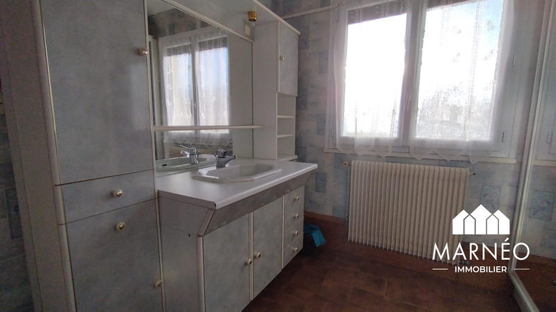 Maison traditionnelle - 97 m² - 5 pièces