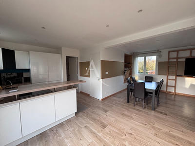 Maison - 170 m² - 6 pièces