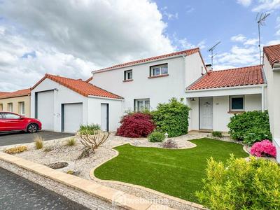 Maison - 146 m² - 6 pièces