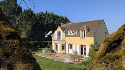 Maison d'architecte - 196 m² - 7 pièces