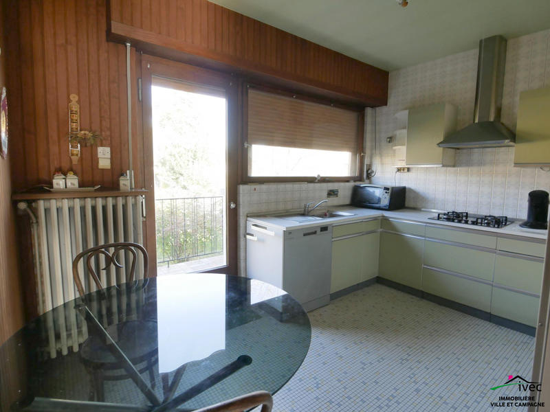 Maison - 142 m² - 5 pièces