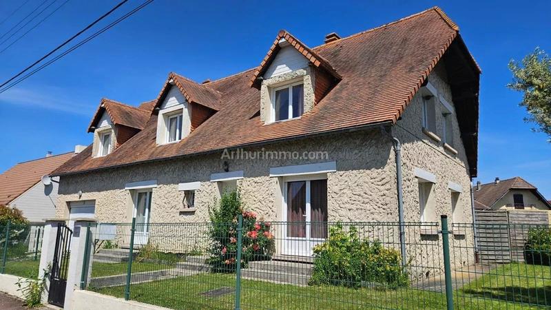 Maison - 170 m² - 9 pièces