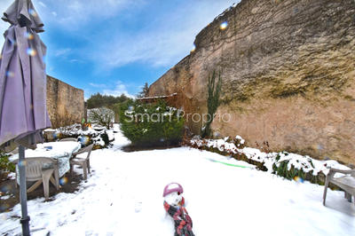 Maison - 200 m² - 6 pièces