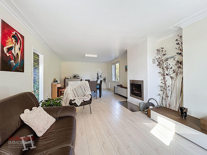 Maison - 129 m² - 6 pièces