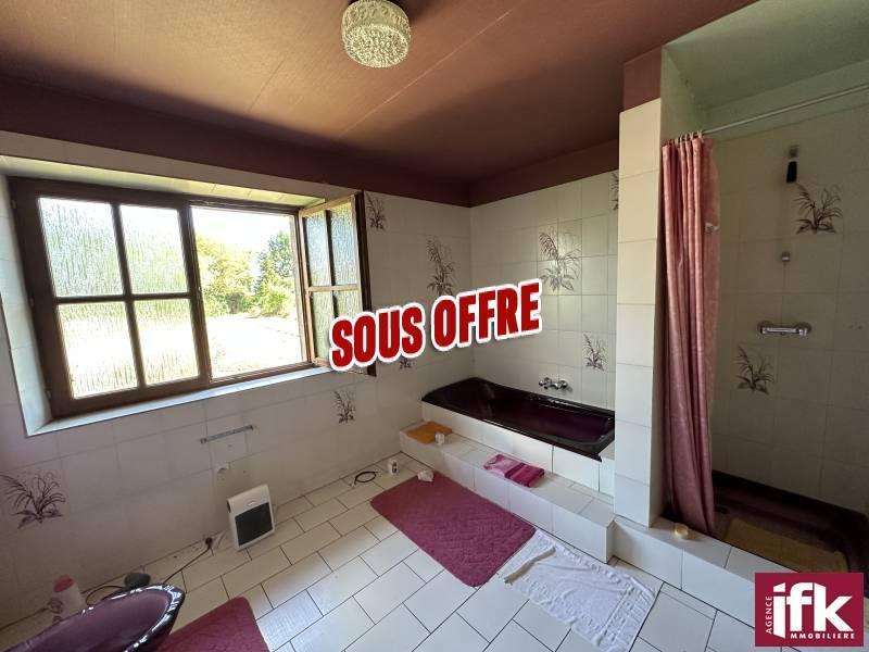 Maison - 161 m² - 6 pièces