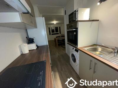 Chambre - 11 m² - 1 pièce