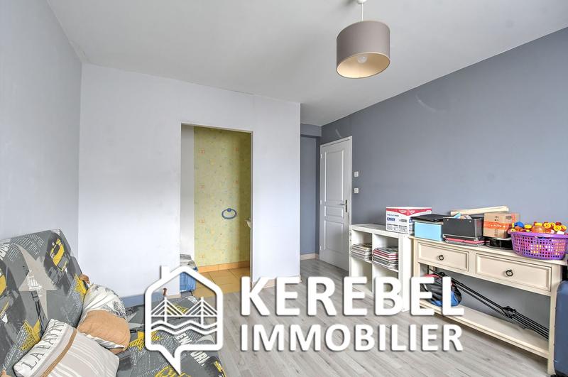 Maison - 99 m² - 5 pièces