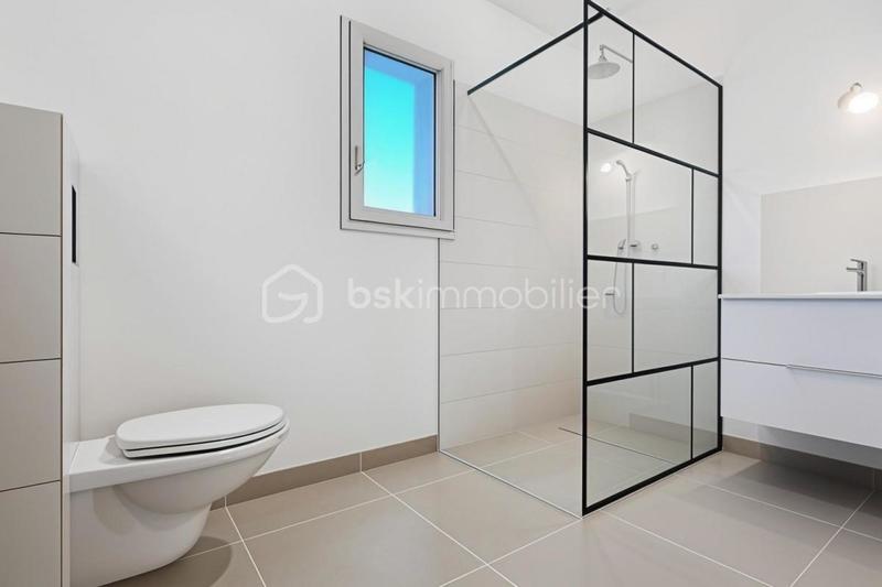 Maison - 128 m² - 5 pièces