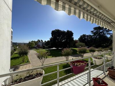 Appartement - 102 m² - 5 pièces