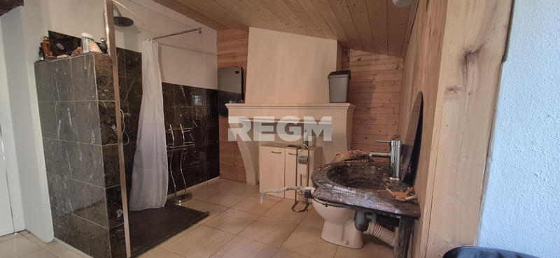 Maison - 160 m² - 6 pièces