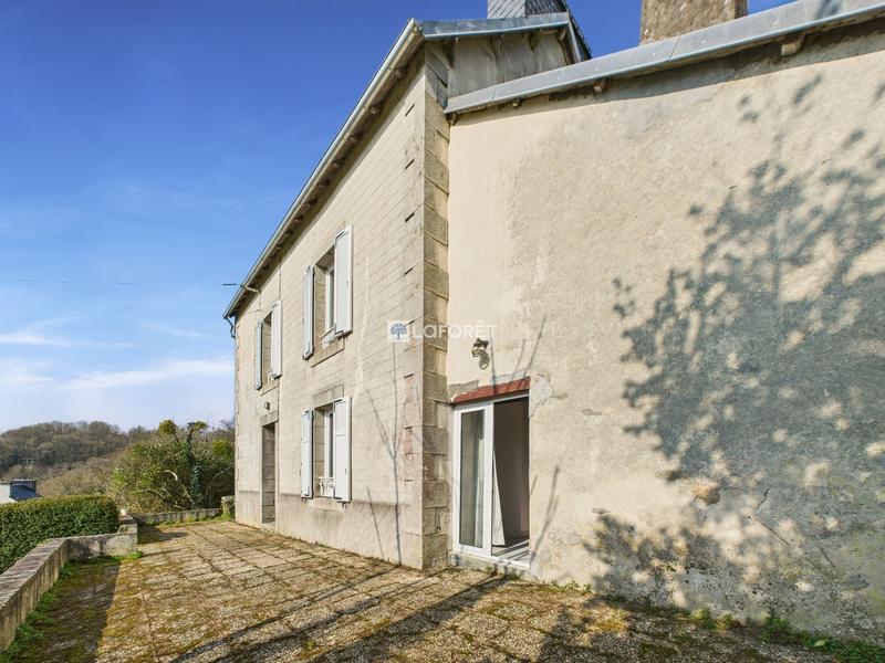 Maison - 91 m² - 5 pièces