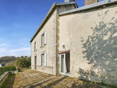 Maison - 91 m² - 5 pièces