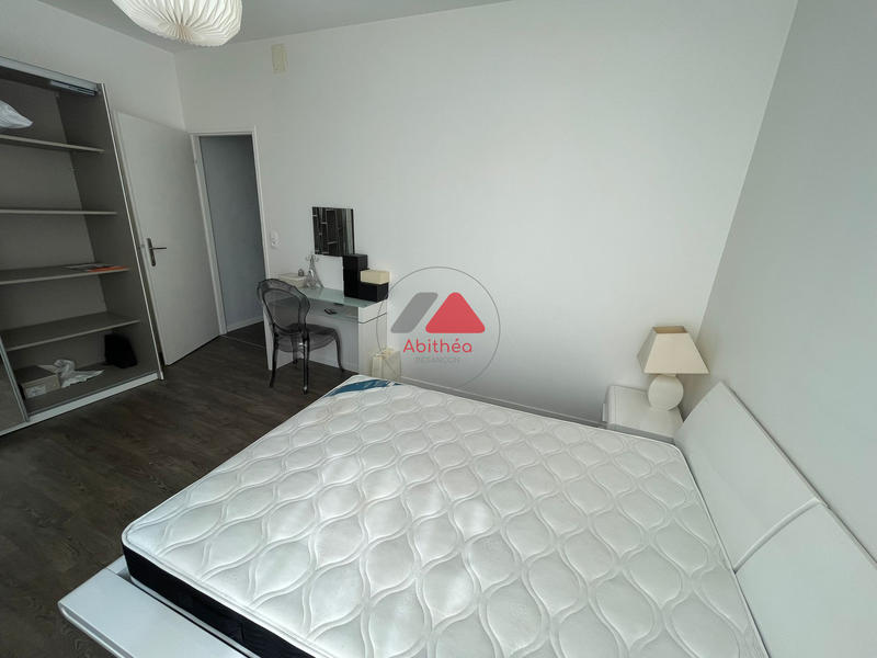 Appartement - 83 m² - 4 pièces