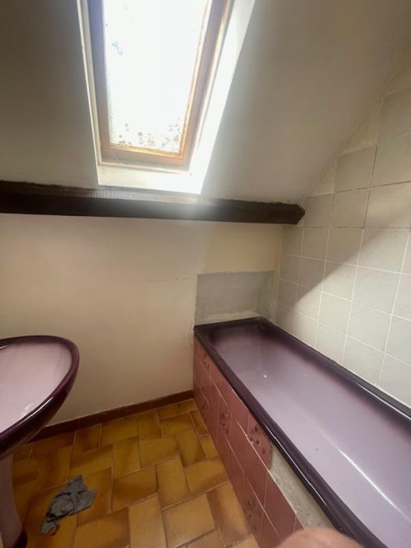 Propriété - 250 m² - 15 pièces