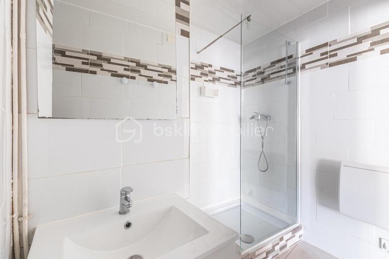 Studio - 27 m² - 1 pièce