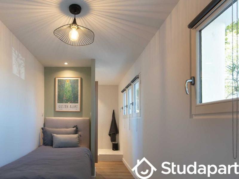 Appartement - 240 m² - 1 pièce