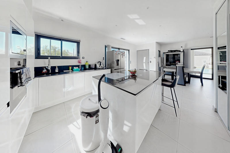 Maison - 100 m² - 4 pièces