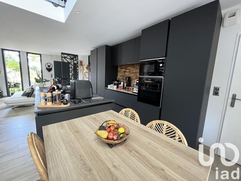 Maison - 122 m² - 5 pièces