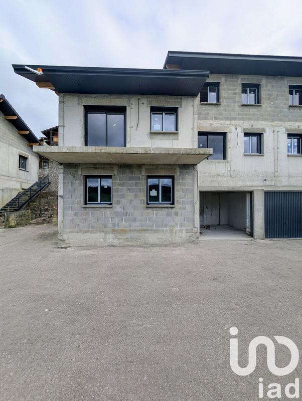 Appartement - 77 m² - 4 pièces