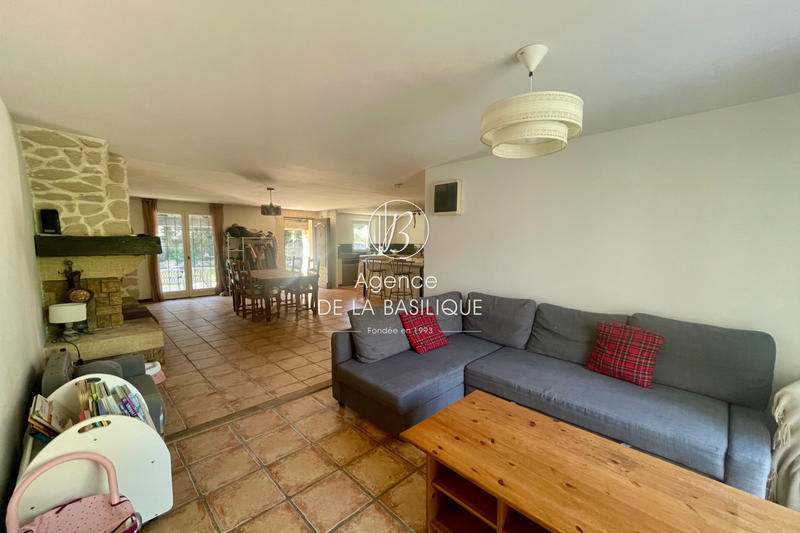 Maison - 140 m² - 6 pièces