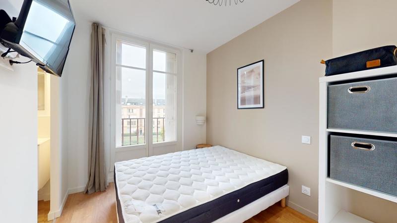 Appartement - 85 m² - 6 pièces