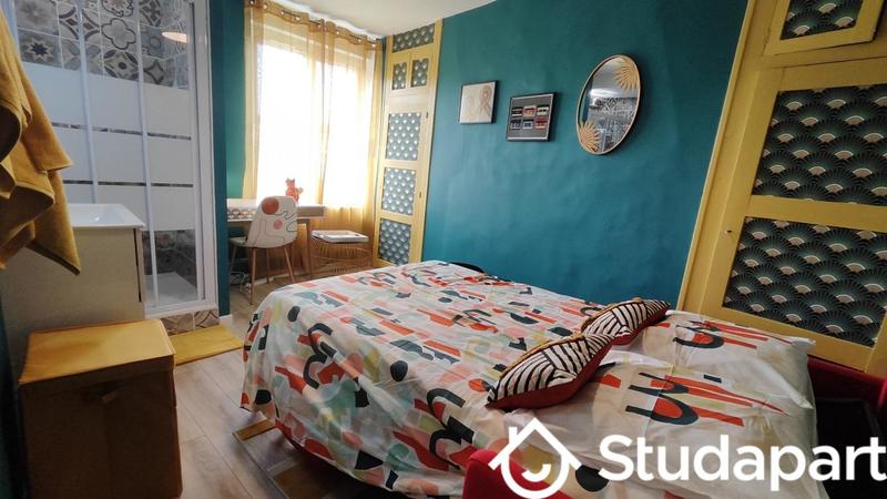 Chambre - 12 m² - 1 pièce