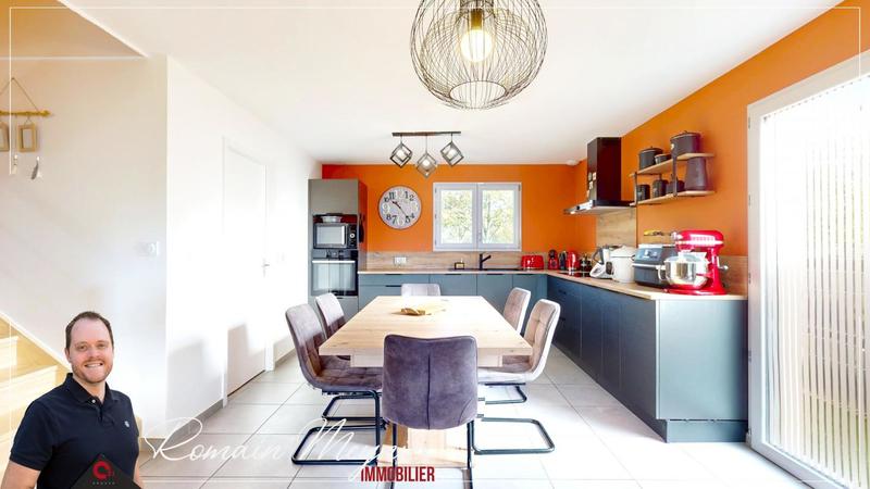 Maison - 92 m² - 4 pièces