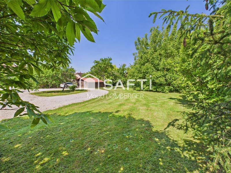 Maison - 159 m² - 8 pièces