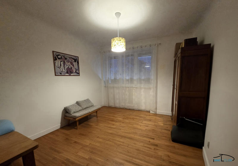 Maison - 186 m² - 7 pièces