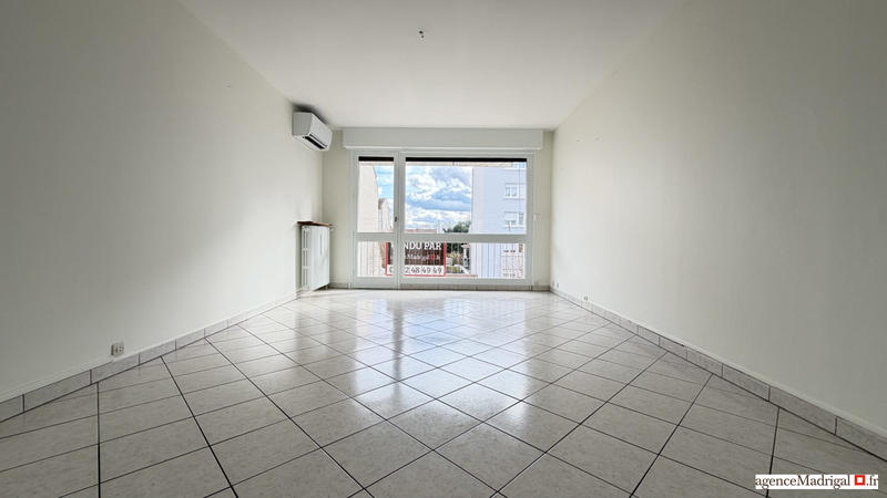 Appartement - 77 m² - 4 pièces