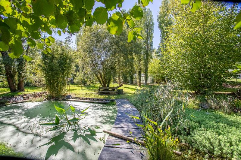 Maison - 200 m² - 8 pièces