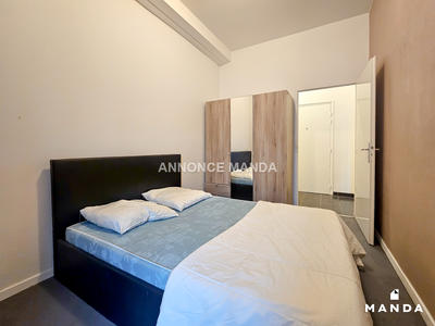 Chambre - 9 m² - 3 pièces