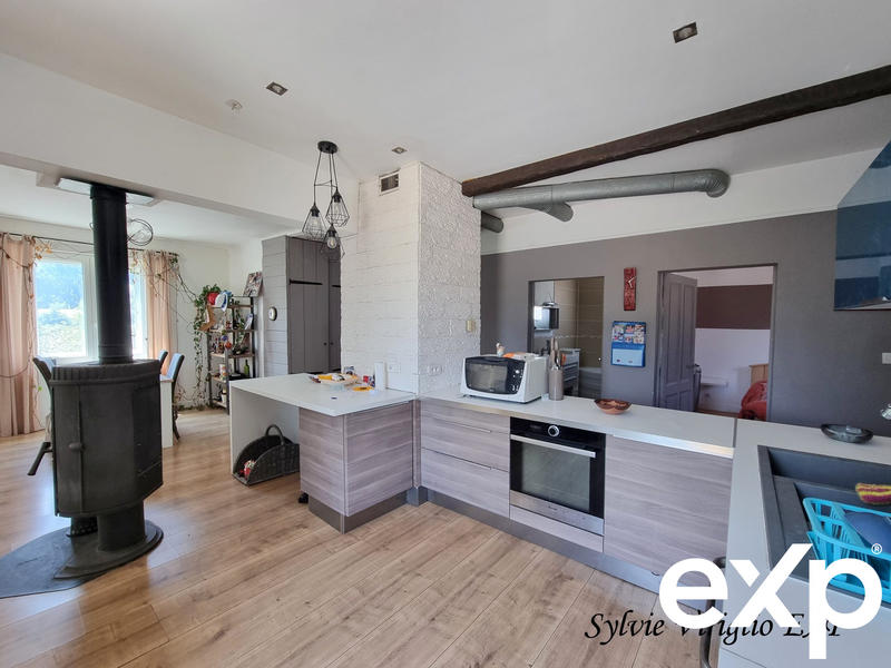 Maison - 123 m² - 6 pièces