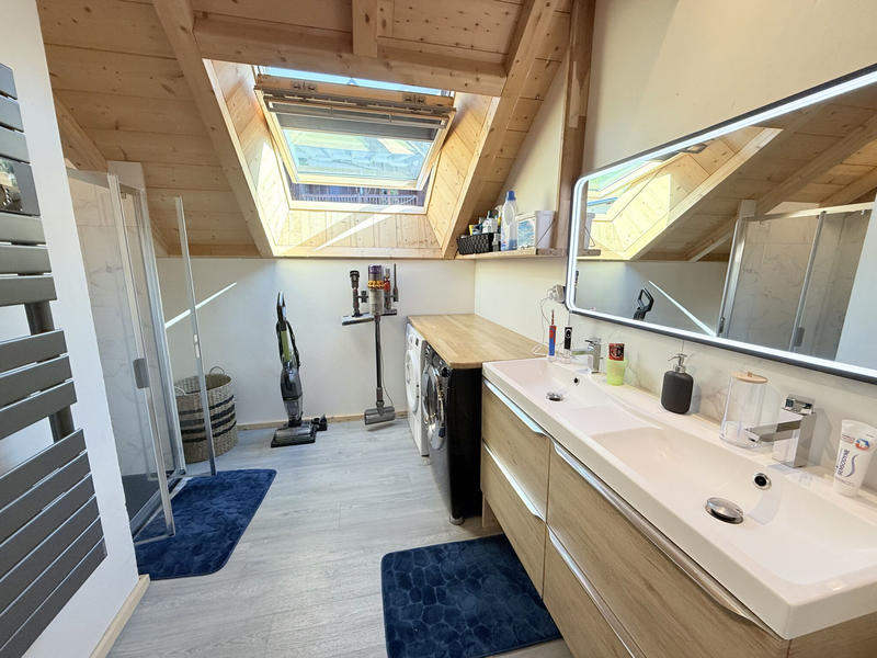 Châlet - 159 m² - 8 pièces