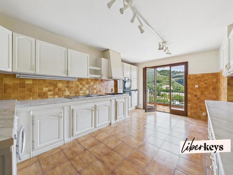 Appartement - 118 m² - 4 pièces