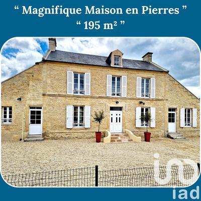 Maison - 192 m² - 12 pièces