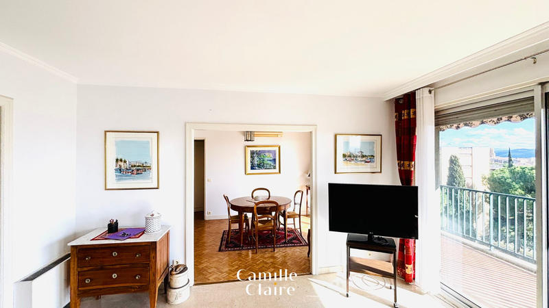 Appartement - 115 m² - 5 pièces