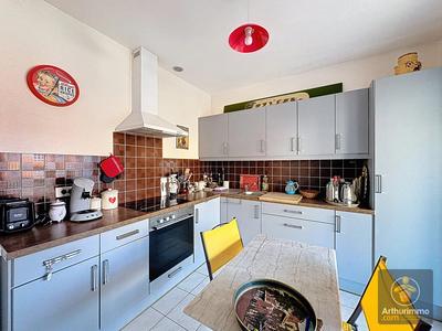 Appartement - 60 m² - 3 pièces