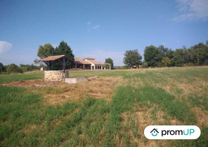 Villa - 220 m² - 8 pièces