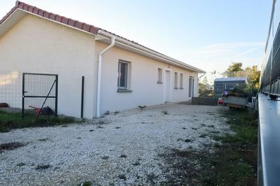 Maison - 102 m² - 1 pièce