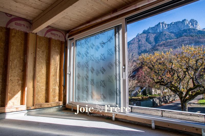 Maison contemporaine - 217 m² - 7 pièces