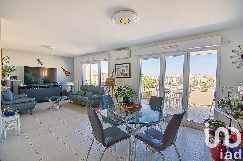 Appartement - 93 m² - 5 pièces