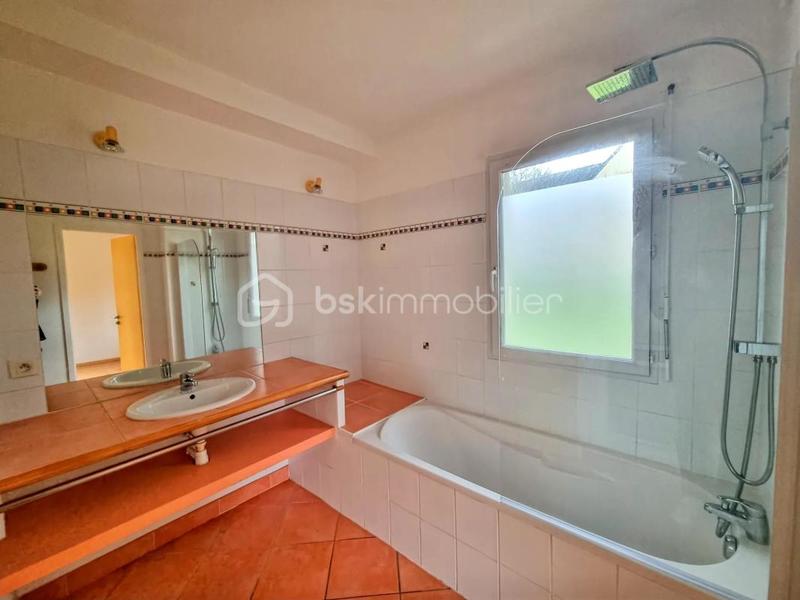 Maison - 89 m² - 3 pièces