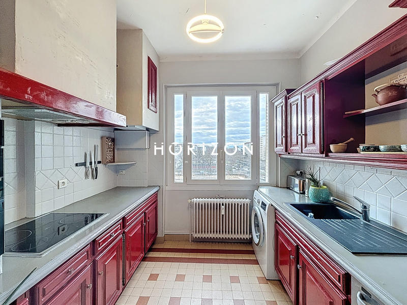 Appartement - 80 m² - 3 pièces