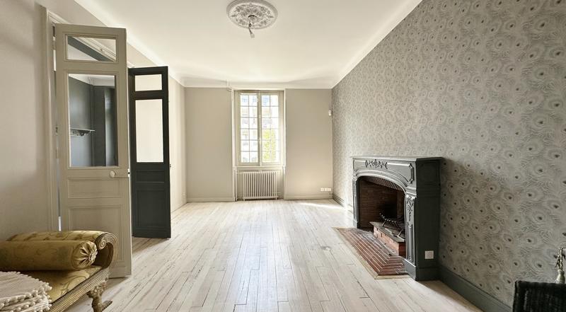 Maison bourgeoise - 290 m² - 8 pièces